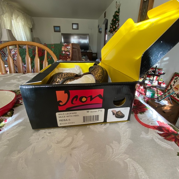 Wild Leopard MulesEUC - Picture 5 of 16